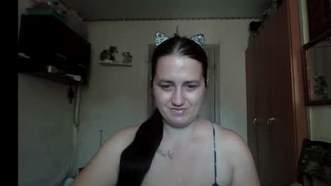 Snapshot of dreamiebelle chatting on September 19, 8:29 am dreamiebelle online show from September 19, 8:29 am