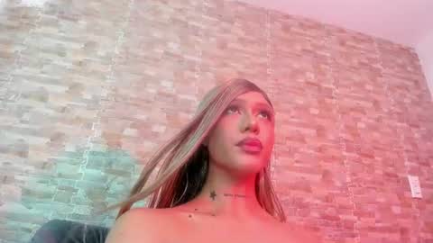dreams_chloe online show from June 23, 6:10 am