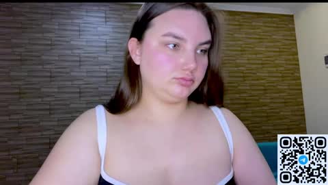 Mila online show from May 2, 7:03 am