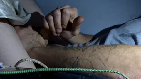 Snapshot of drew916627666 chatting on October 19, 3:27 pm drew916627666 online show from October 19, 3:27 pm