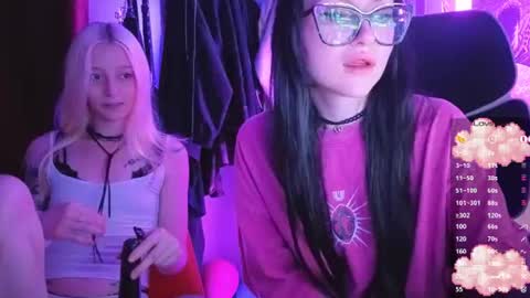Tara  Sonny online show from July 28, 4:39 pm