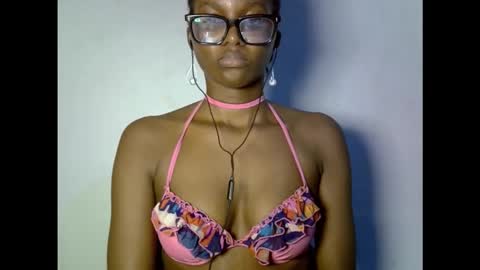 drippingpussy__ online show from October 22, 11:50 pm