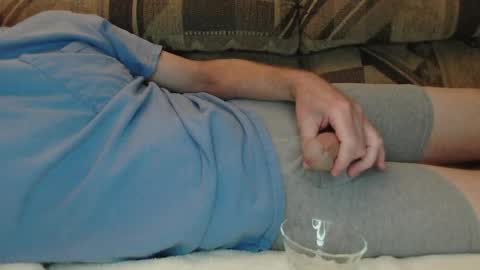 drippyjt online show from April 28, 2:49 am