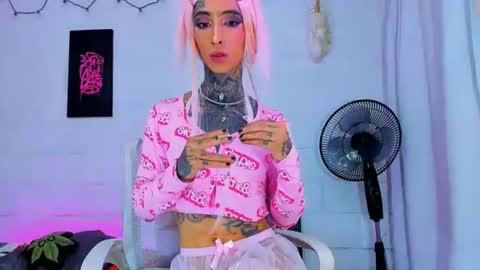 drippyorlove online show from July 31, 4:52 pm