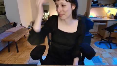 drkswrdgrl online show from March 17, 10:59 pm