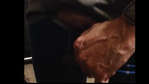 Snapshot of drmbigg chatting on October 14, 12:57 am Hello Hope you enjoy what you see. I love attention in dirty talk and tips thickcock edging precum dirtyTalk C2C online show from October 14, 12:57 am