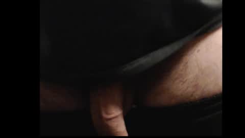 Snapshot of drmbigg chatting on October 19, 12:59 am Hello Hope you enjoy what you see. I love attention in dirty talk and tips thickcock edging precum dirtyTalk C2C online show from October 19, 12:59 am