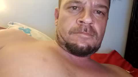 Snapshot of droc1824 chatting on December 11, 12:02 pm droc1824 online show from December 11, 12:02 pm