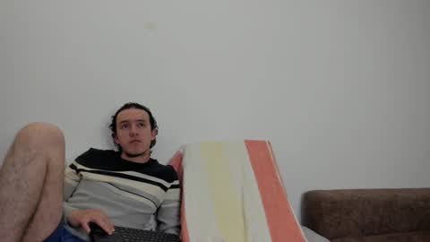 Snapshot of drod6621 chatting on October 2, 2:32 am CamiSanti online show from October 2, 2:32 am