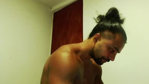 S.K..maorisa98 VIDEOS SEXHARD PPBOY 55TASTEPROTEIN online show from June 25, 12:32 pm