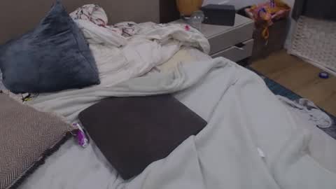 dudecuzbeo online show from December 16, 11:55 pm