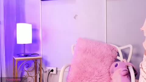 dulce__fiore07 online show from July 17, 12:40 pm