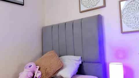 dulce__fiore07 online show from July 28, 12:48 pm
