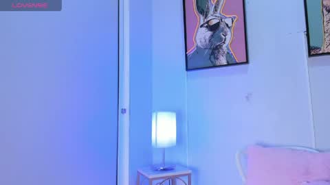 dulce__fiore07 online show from April 29, 12:10 pm