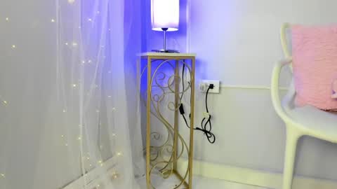 dulce__fiore07 online show from July 6, 12:02 pm