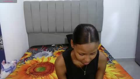 dulce_camx online show from July 10, 3:22 am