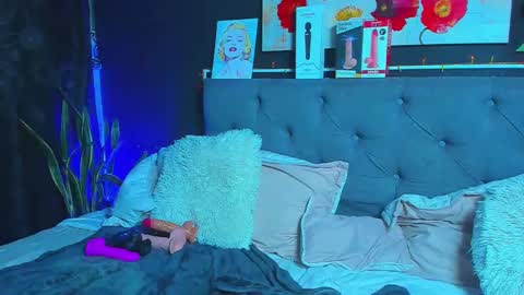 Snapshot of dulce_celeste15 chatting on February 2, 6:58 am C E L E S T E  online show from February 2, 6:58 am