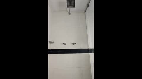 dulce_isabel_ online show from April 22, 3:57 am