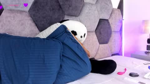 Dulce BBW Jones  online show from March 14, 9:52 pm