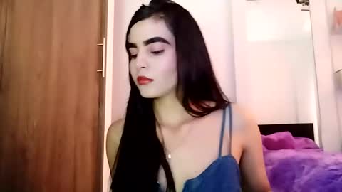 dulce_lucero online show from February 24, 5:42 pm