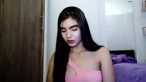 dulce_lucero online show from March 8, 2:40 pm