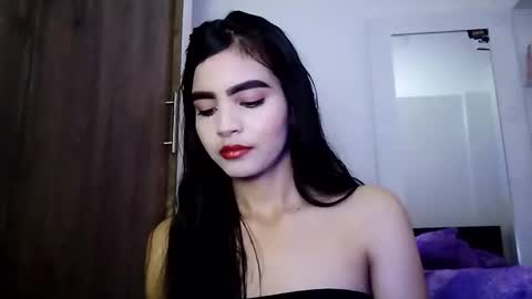 dulce_lucero online show from January 31, 3:44 pm