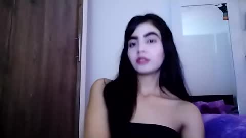 dulce_lucero online show from December 19, 6:56 pm