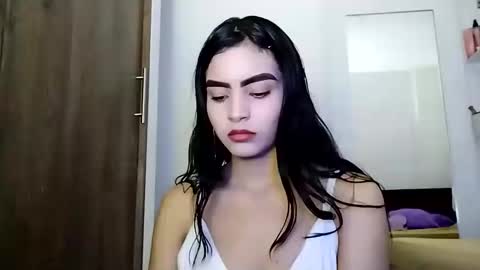 dulce_lucero online show from October 11, 7:39 pm