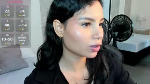 Snapshot of dulce_natyy chatting on October 15, 2:26 am N A T Y online show from October 15, 2:26 am