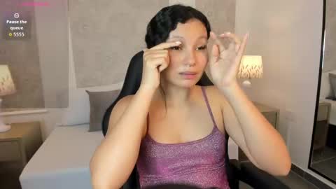 Snapshot of dulce_natyy chatting on September 13, 2:25 am N A T Y online show from September 13, 2:25 am