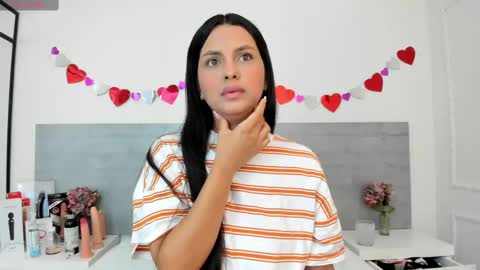 Snapshot of dulcecoleman chatting on February 22, 3:23 am Dulce online show from February 22, 3:23 am