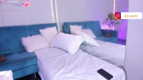 Dulce  online show from March 9, 7:29 pm