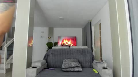 Jlozada05 online show from March 12, 5:44 am