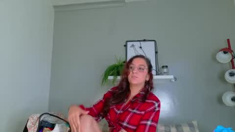 Dulce Sexy  online show from July 20, 6:10 pm