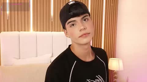 Dulcey online show from February 22, 9:13 am