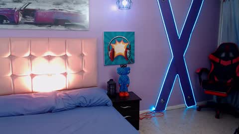 Abril Cruz online show from October 11, 3:33 am