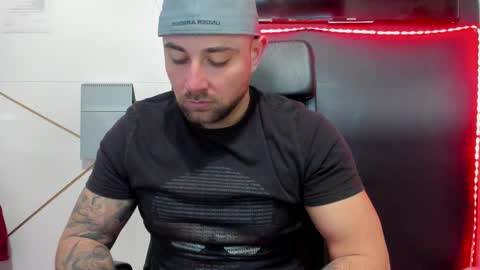 DuncanStone online show from March 4, 9:50 am