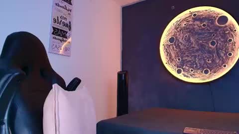 duran_dhikol1 online show from July 31, 2:01 am