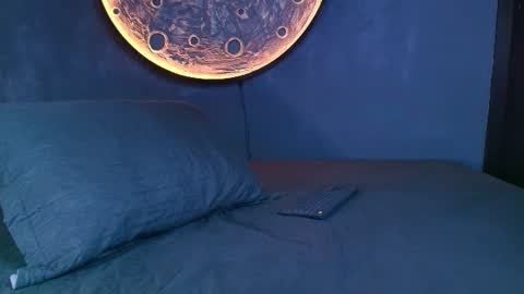 duran_dhikol1 online show from July 9, 2:59 am