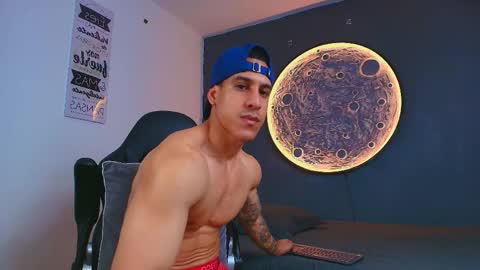 duran_dhikol1 online show from April 30, 12:48 am