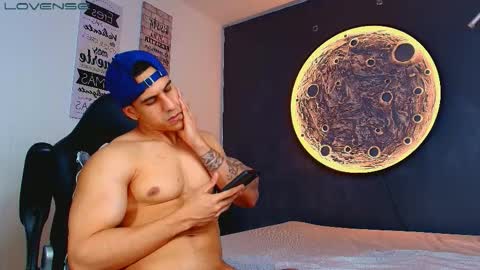 duran_dhikol1 online show from March 6, 3:49 am