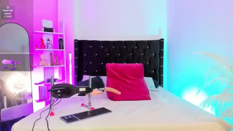 Duriel online show from November 13, 6:32 pm