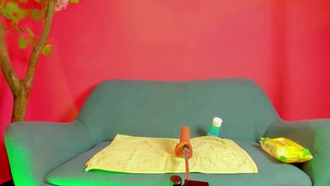 duskybeautyy online show from March 15, 2:42 pm