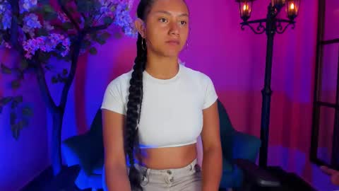 duskybeautyy online show from March 14, 1:26 pm