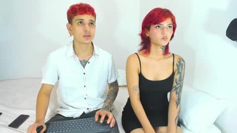 Nicolle y Julian online show from April 30, 3:00 am