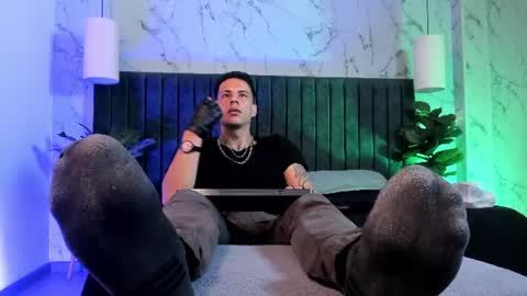 Dustin Sonne online show from July 27, 4:21 am