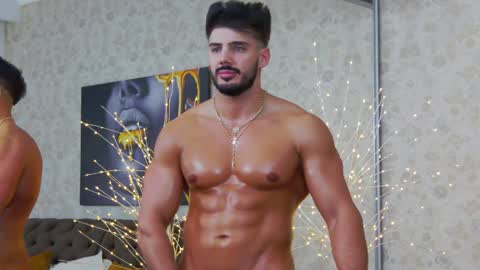 Dustin online show from December 18, 12:10 am