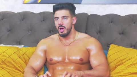 Dustin online show from June 17, 6:07 am