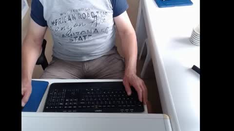 dutchpornking2 online show from July 23, 6:33 am