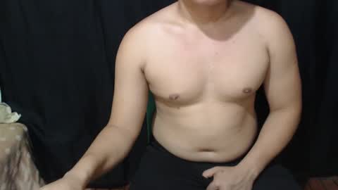 Snapshot of dwight_hardcockxx chatting on January 17, 6:23 pm Dwight online show from January 17, 6:23 pm